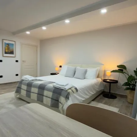 Casa Nika Bed & Breakfast 4*